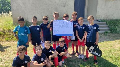 Les u10 fiers d etre devant